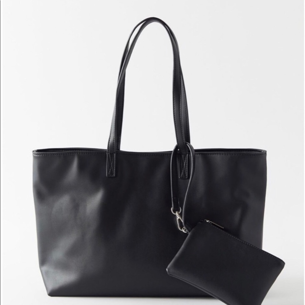 Urban Outfitters Vegan Leather Anna Tote Bag 🖤